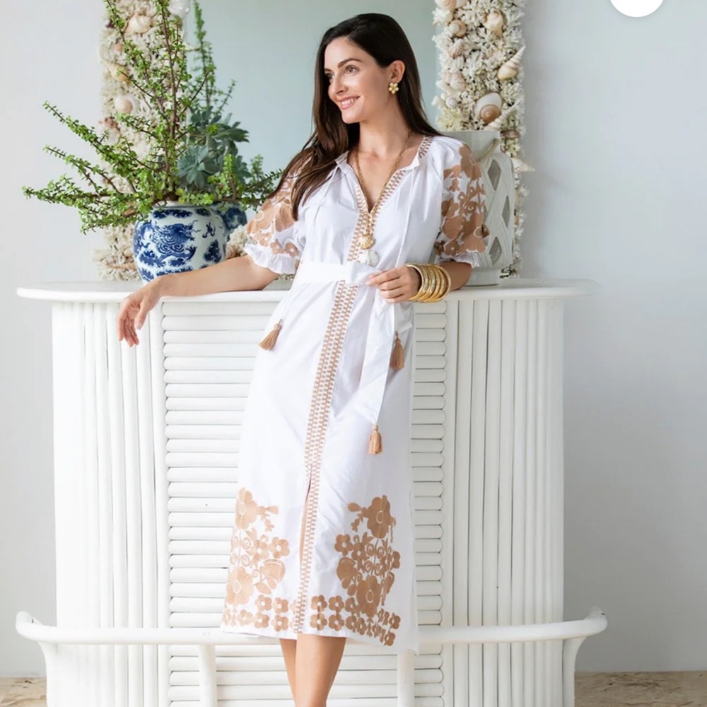 Julia Amort SHORT SLEEVE COATUE CAFTAN - CAMEL